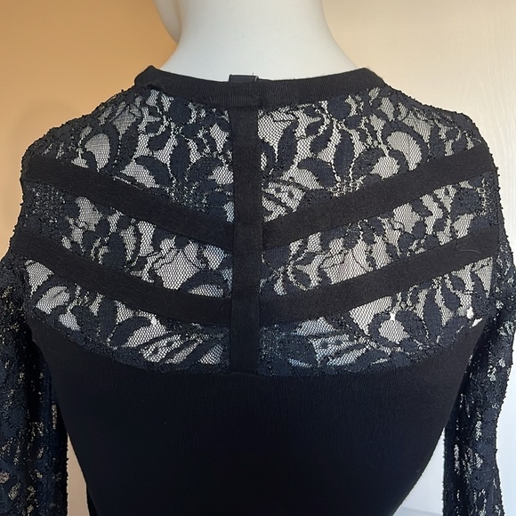 Simple black top for any occasion/Size XS - Picture 6 of 8